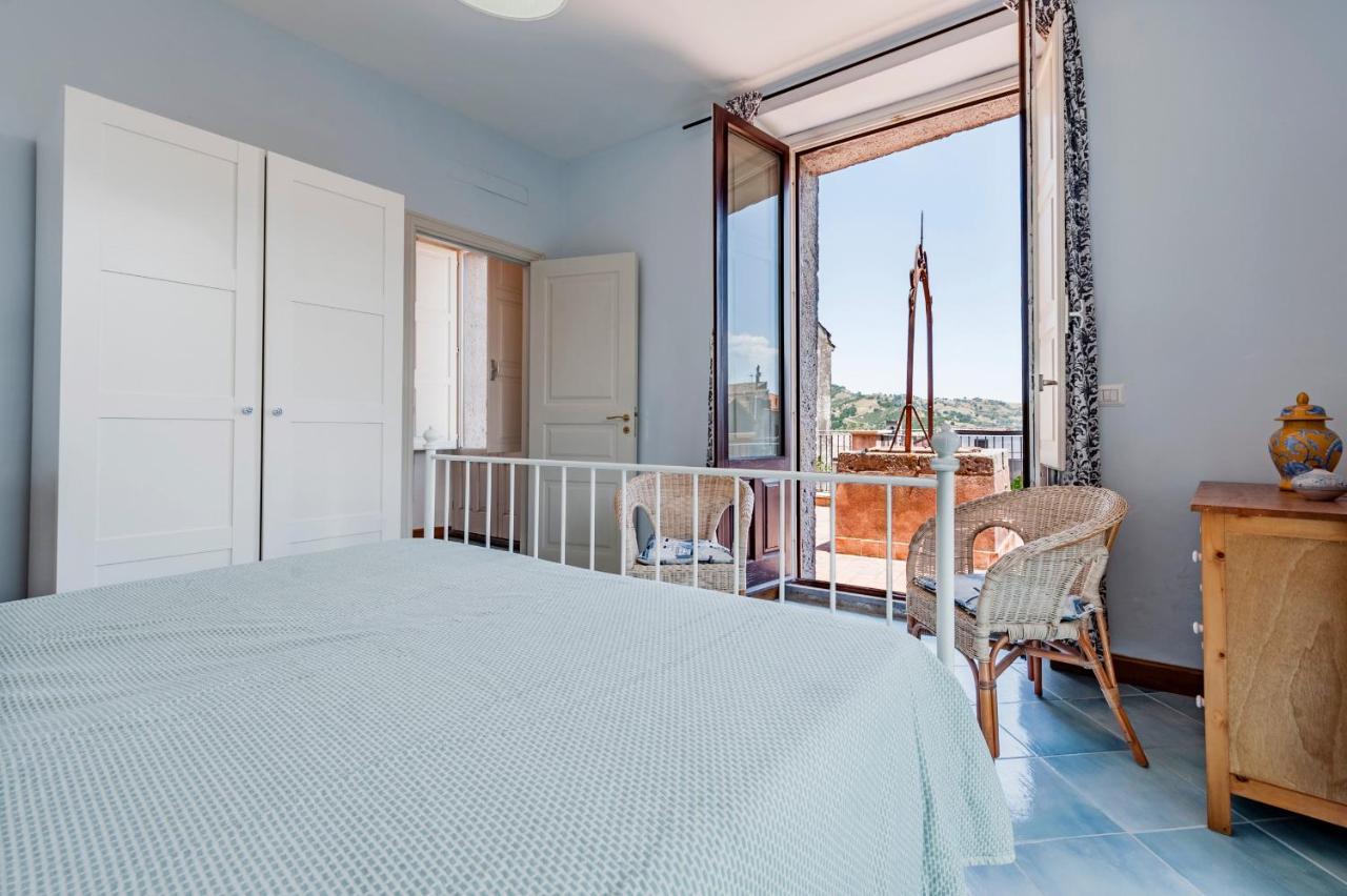 Gli Iris Apartments By Wonderful Italy Linguaglossa Dış mekan fotoğraf