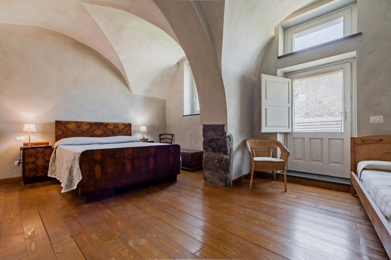 Gli Iris Apartments By Wonderful Italy Linguaglossa Dış mekan fotoğraf